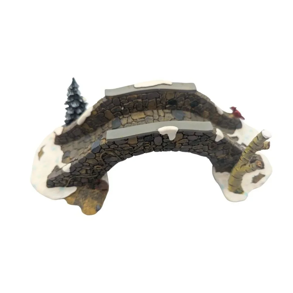 VTG Lemax Village Collection Olde Stone Bridge Polyresin Snow Scene